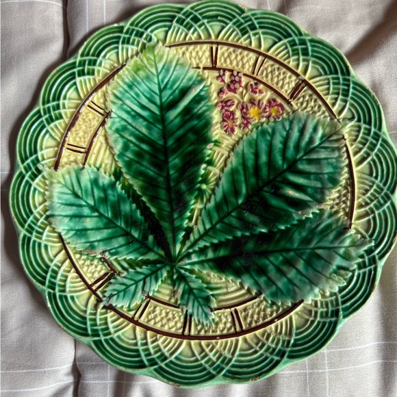Other - Majolica Chestnut Leaf Plate Villeroy & Boch, Circa 1900